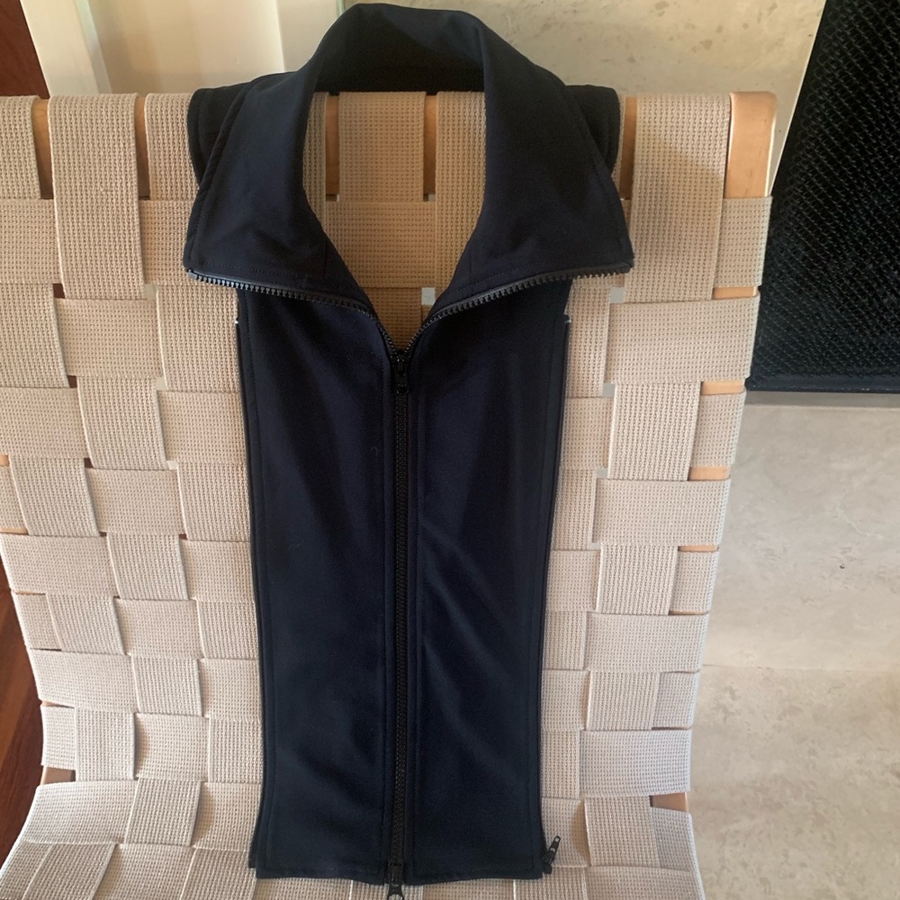 Veronica Beard black nylon zip dicky